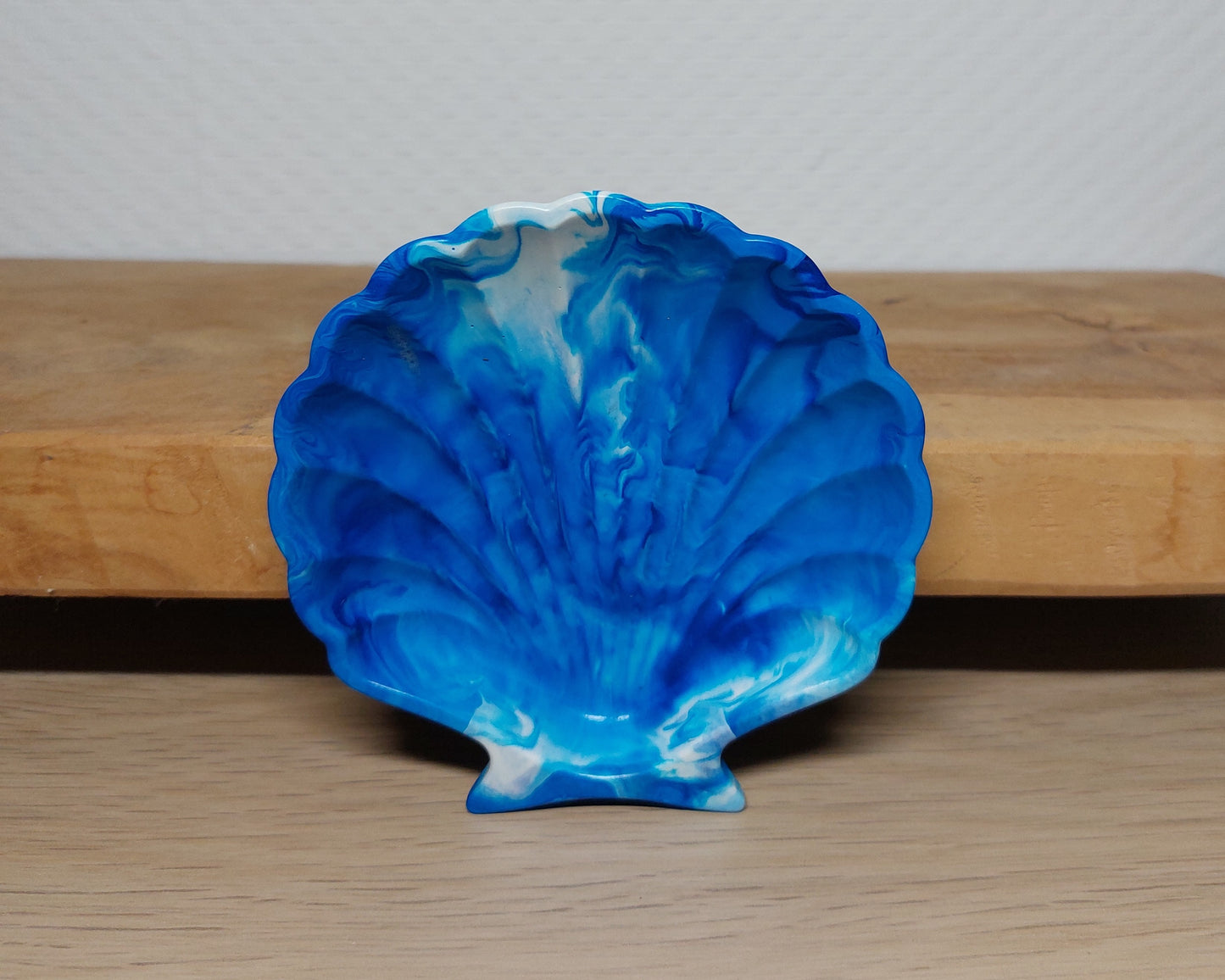 Schelpschaaltje - Blauw/Wit Marble Acrylwereld.nl