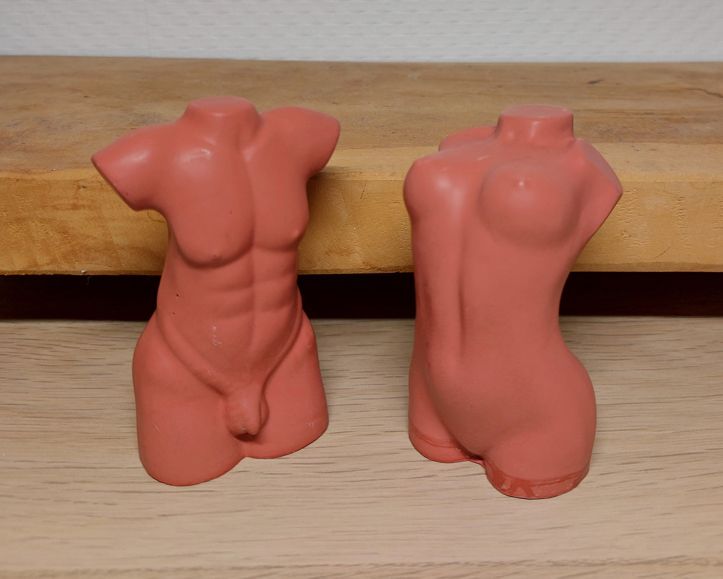 Beeldje - Torso Vrouw/Man - Set van 2 - Terracotta Acrylwereld.nl