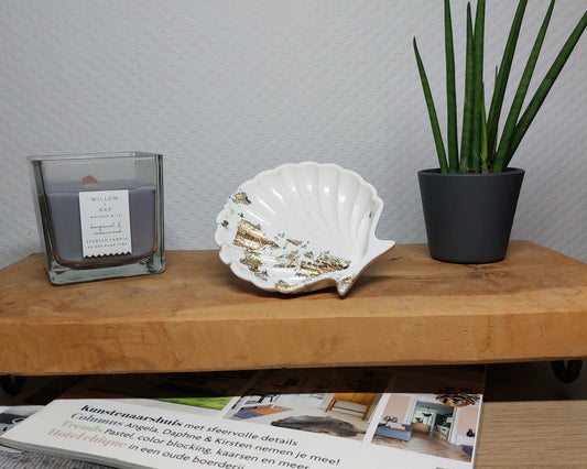 Schelpschaaltje - Wit/Goud Acrylwereld.nl